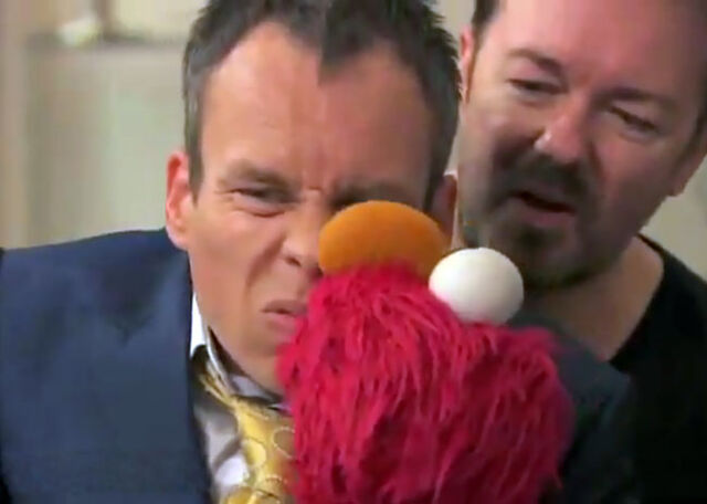 File:Kiss-elmo-warwickdavis.jpg