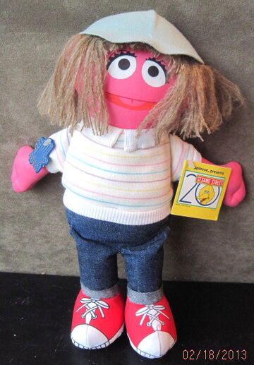 File:Applause1988PrairieDawnPlush13in.jpg