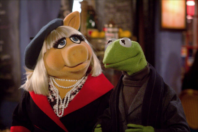 File:Themuppets2011still kerpiggy.jpg
