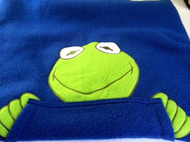 File:Jerry leigh entertainment apparel kermit collection hoodie 4.jpg
