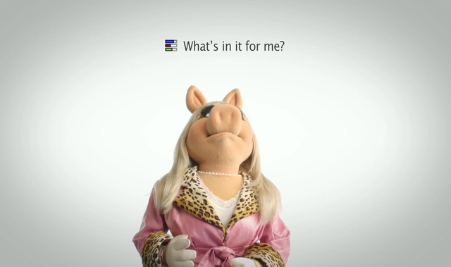 File:Piggy facebook3.png