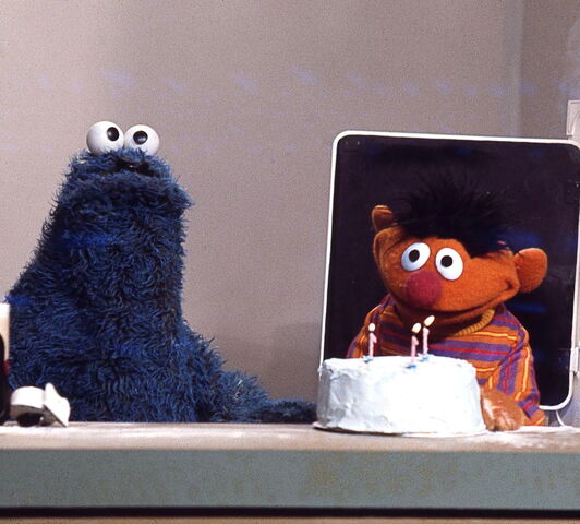 File:Cookie ernie cake.jpg