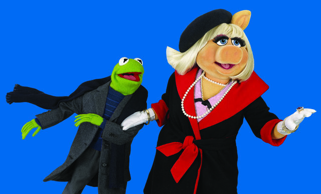 File:Kermit&Piggy-CFNA111004.jpg