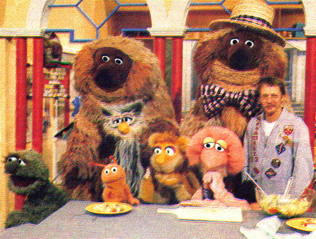 File:Sesamstraße-Artikel-Scan-1990er-Foto02.jpg
