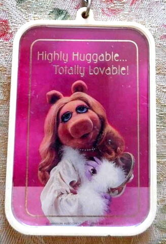 File:Huggable keychain.jpg