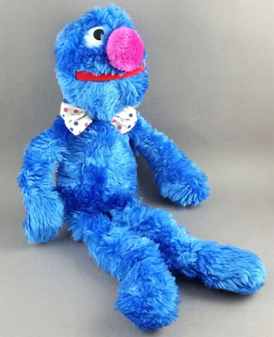 File:Applause grover 18 bowtie.jpg
