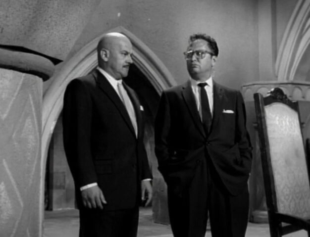 File:Brainiac caper.jpg