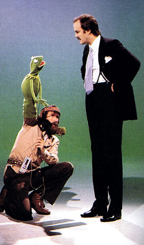 File:Kermitcleese.jpg