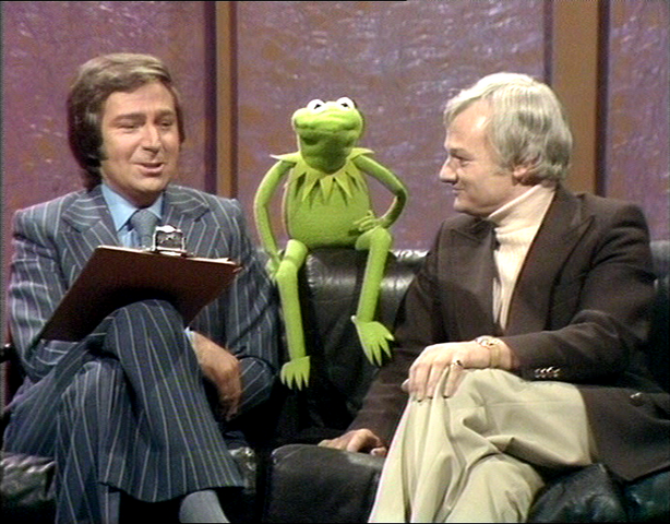File:John Inman (2).png