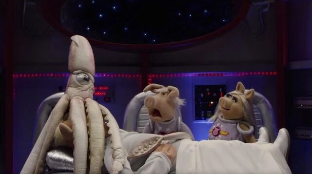 File:PigsInSpace-Squid.jpg