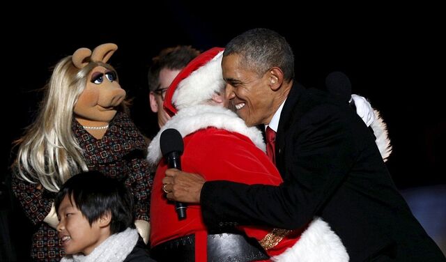 File:Obama-Santa-Piggy (3).jpg