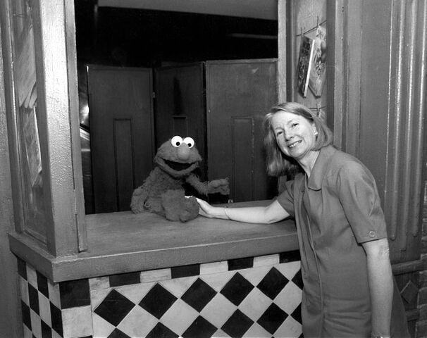 File:Elmo-SmithsonianExhibit.jpg