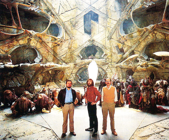 File:TheDarkCrystal-Kurtz,Hanson,Oz.jpg