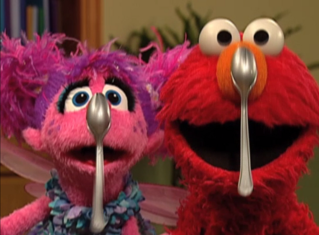 File:Elmo-abby-spoons.png