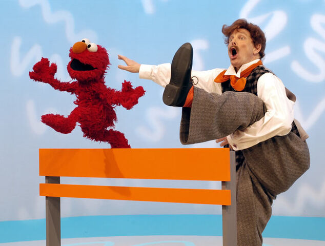 File:Elmo'sWorld-NoodleHurdles.jpg
