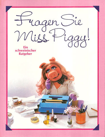 File:Fragen sie miss piggy.jpg