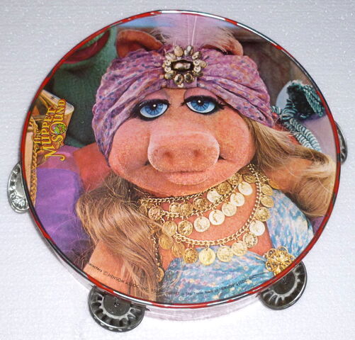 File:Piggytambourine1.jpg