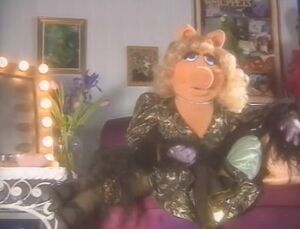 Misspiggy-persuader
