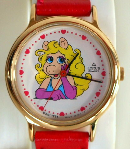 File:Lorus 1991 miss piggy watch.jpg