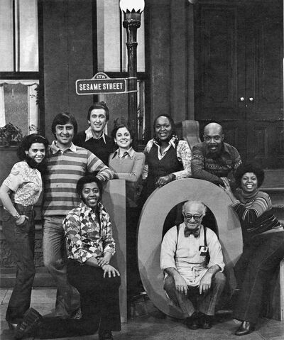 File:Sesame-season10cast.jpg