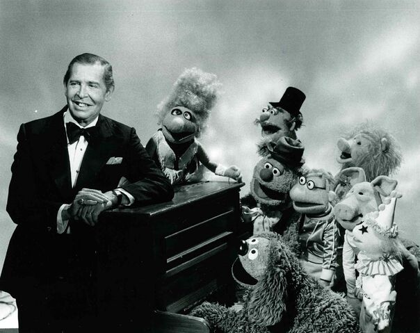 File:Milton Berle01.jpg
