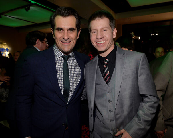 File:MuppetsMostWanted-WorldPremiere-TyBurrell&EricJacobson-(2014-03-11).jpg