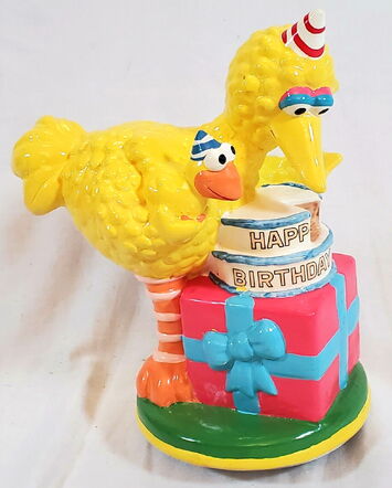File:Gorham 1983 birthday music box.jpg