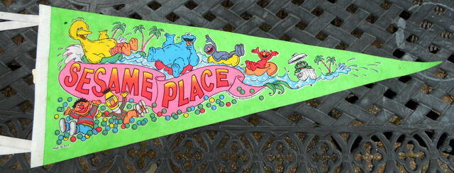File:Sesameplaceflag2.jpg