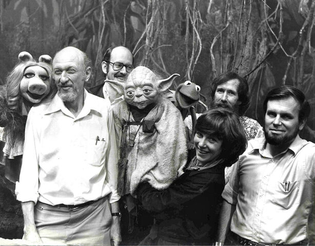 File:StarWars-Muppets-Group.jpg