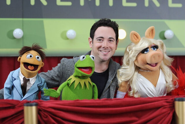 File:TheMuppets-WorldPremiere-ElCapitan-(2011-11-12)-14.jpg