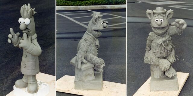 File:Parade sculpts.jpg