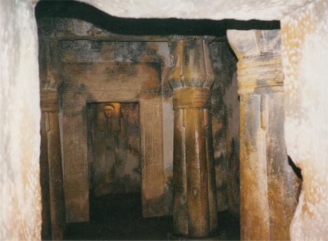File:Rosicrucian Egyptian Museum 1-1-.jpg