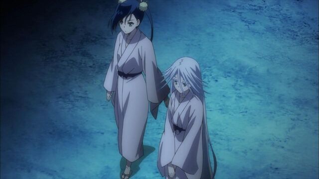 File:Kuroageha and Hibachi.jpg