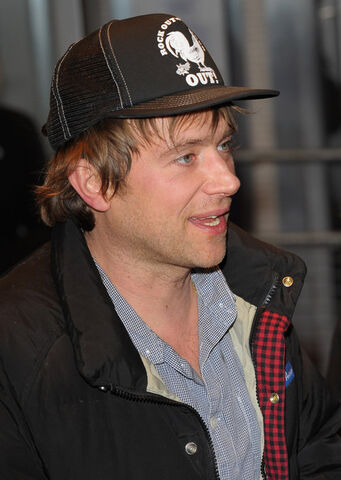 File:DamonAlbarn.jpg