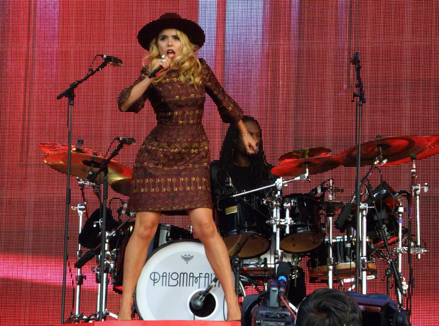 Plik:Music-paloma-faith.jpg
