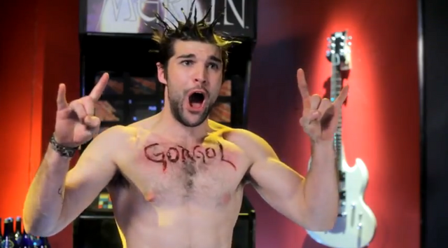 File:Metal+with+autograph+by+Gorgol.png