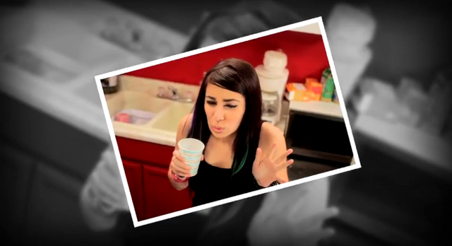 File:Scene+doing+the+duck+face.png