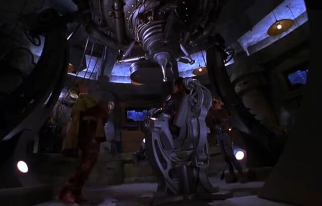 File:Psycho-frakulator aimed at Captain Amazing.jpg
