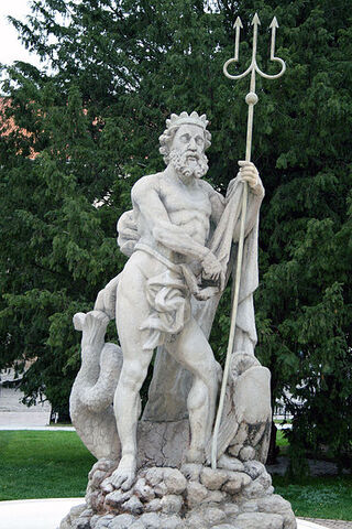 File:400px-Neptun v prešovskej fontane.jpg