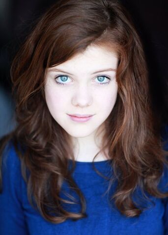 File:Georgie-henley.jpg