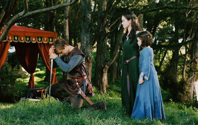 File:Susan sees peter knighted.jpg