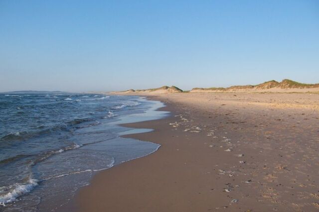 File:Ocean and beach.jpg