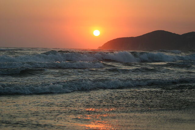 File:Sunset.jpg