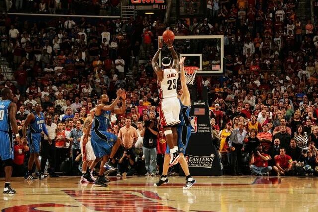 File:LeBron's 3-pointer - 2009.jpg