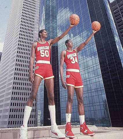 File:TwinTowers.jpg