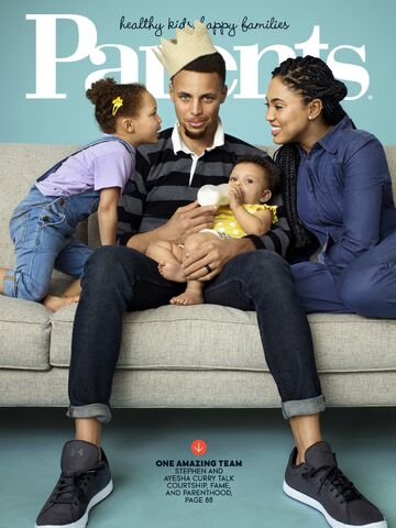 File:Steph-staying-connected-his-girls-when-he-road.jpg