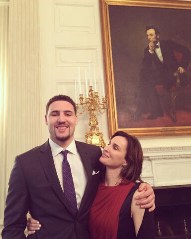 File:Klay-Thompsons-Mommy.jpg