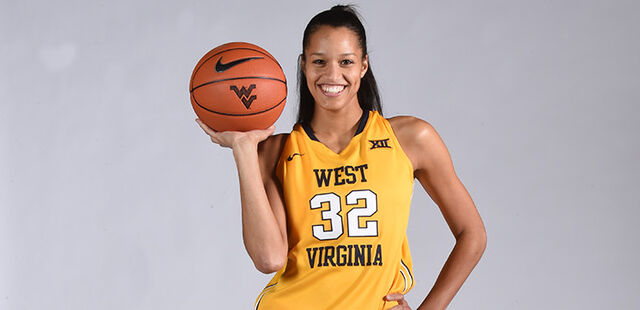 File:Arielle-roberson-oct2715.jpg