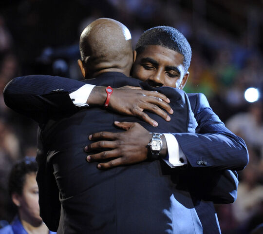 File:Irving-family-hug-draft-2011-apjpg-61a6e678a64e5b8f.jpg