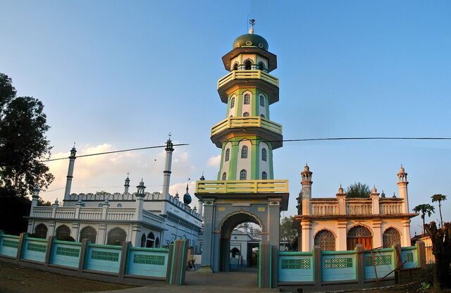 Fișier:Hsipaw Mosque in Burma.jpg